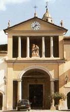 Statua sulla loggia di S. Antonio a Soragna